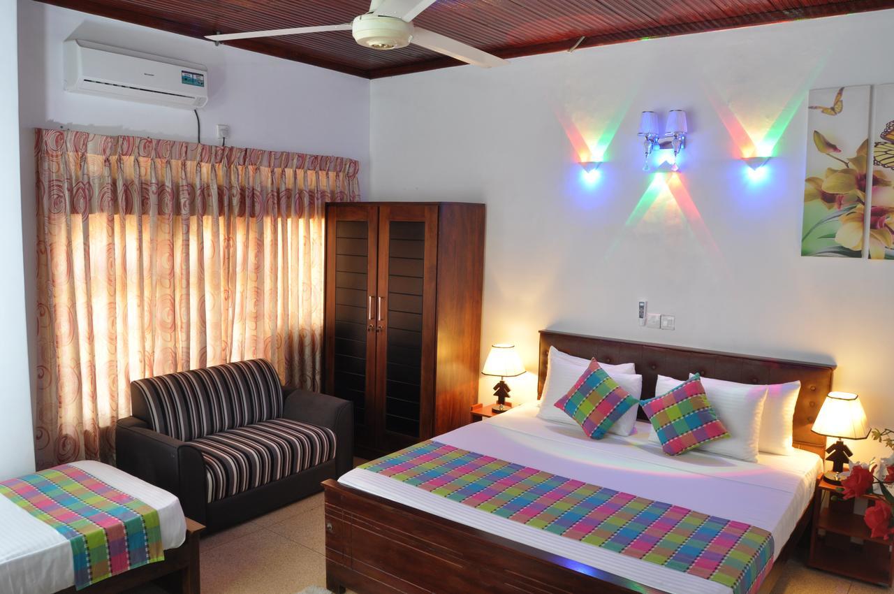 Guest Ryan Hotel Katunayaka Buitenkant foto